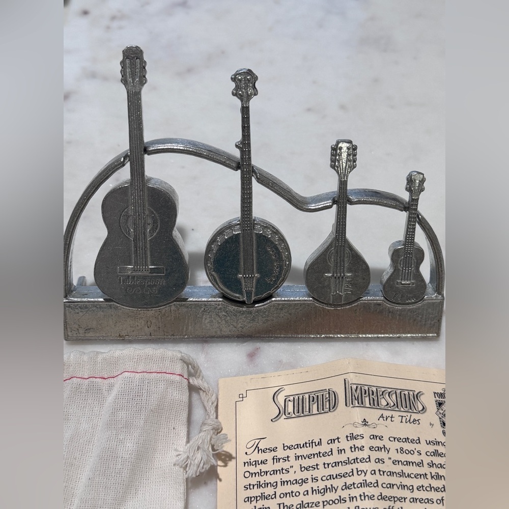Stringed Bluegrass Instrument Art Measuring Spoons - Picture 2 of 9